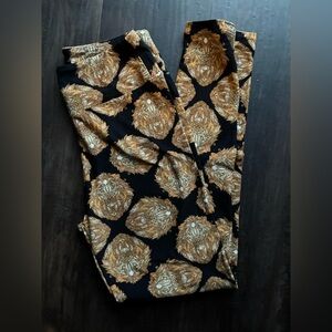 LuLaRoe Black and Tan Lion Pattern Leggings